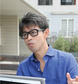 株式会社大和広告 代表取締役 花崎 章